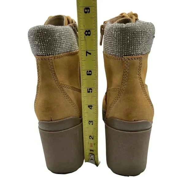 Wild Pair Womens 9M Bentli Nubuck Embellished Combat & Lace-up Boots Tan Nubuck - Picture 9 of 15